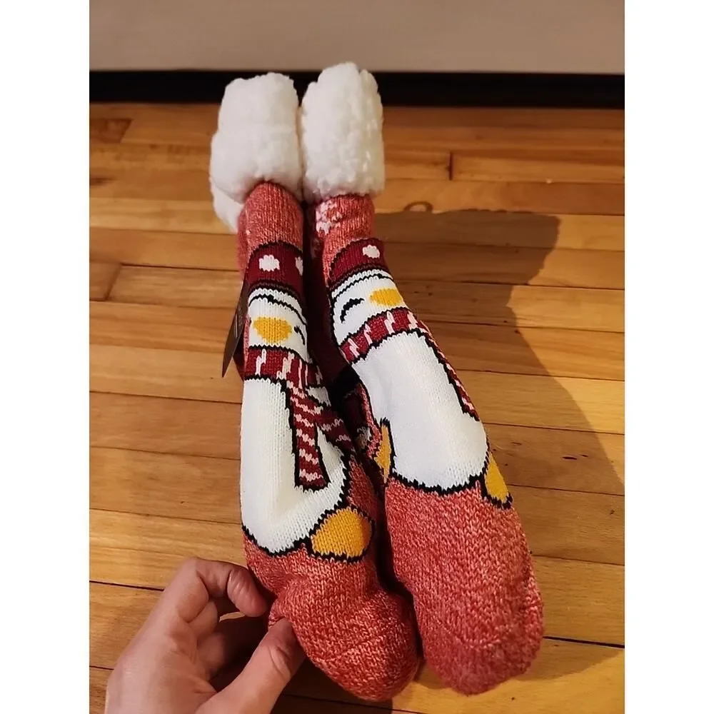Penguins Ella & Joy Sherpa Non Slip Bootie Socks Size 9 - 11 Christmas Winter